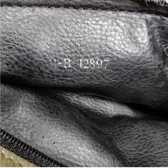 Fendi Women's Olive Green Bag Medium Gold Hardware - Picture 15 of 15